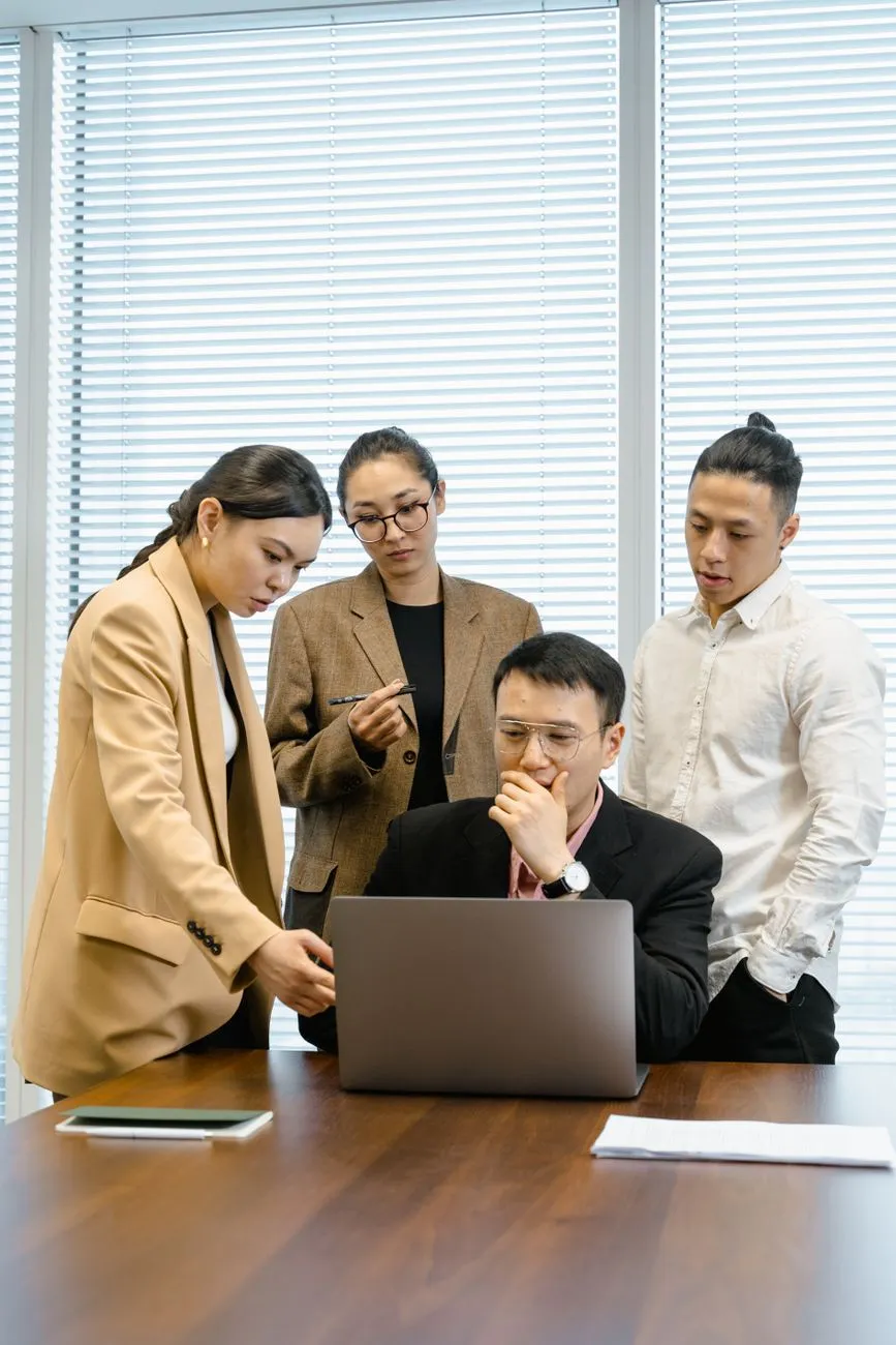鲤轩科技系统集成服务对比：本地化部署与云端方案选型要点