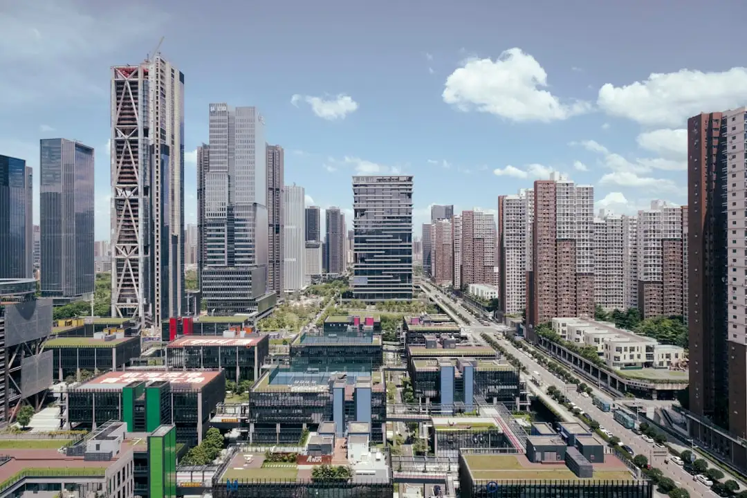 鲤轩科技系统集成方案对比：本地部署与云端架构的选择策略